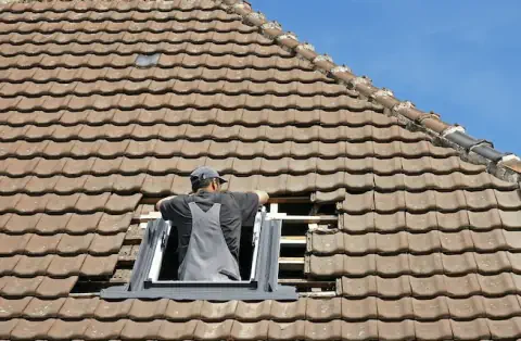 Pose de velux - Lantenay